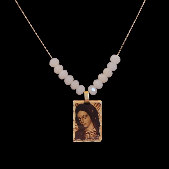 Source Unknown Jewelry - 10kt Gold Virgin Mary Pendant Charm Rose Quart Necklace
